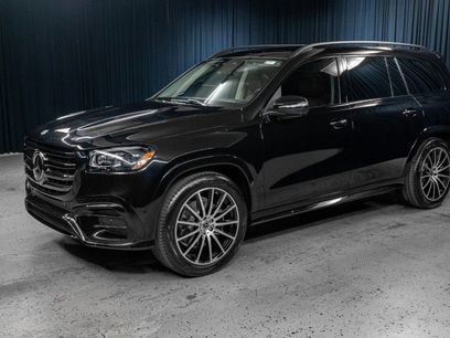 New 2025 Mercedes-Benz GLS 450 4MATIC