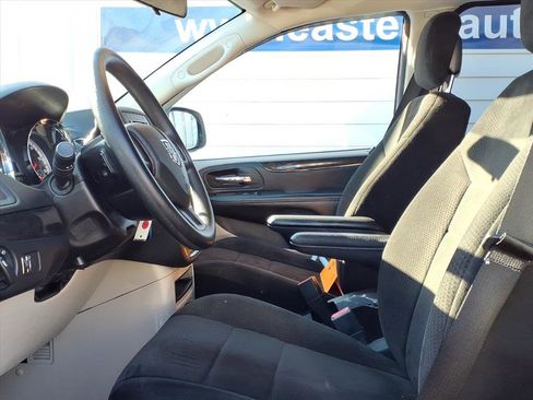 Used 2013 Dodge Grand Caravan SE image 8