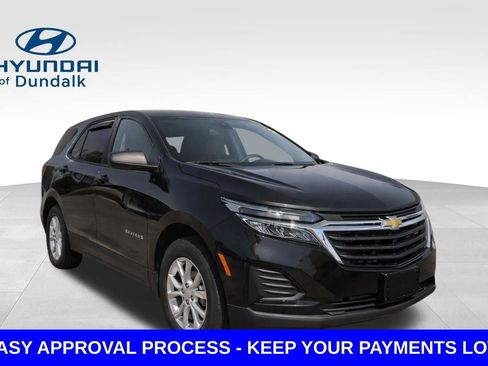 Used 2022 Chevrolet Equinox LS w/ LS Convenience Package AWD/4WD image 3