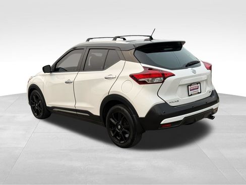 Used 2020 Nissan Kicks SR w/ Exterior Package FWD image 5