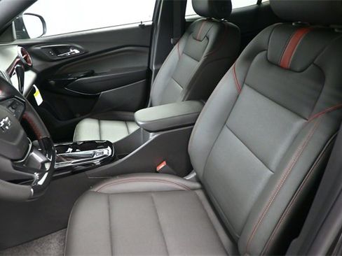 New 2026 Chevrolet Trax RS w/ Driver Confidence Package image 10
