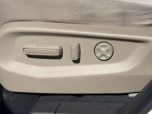 Used 2018 Honda Odyssey EX image 22