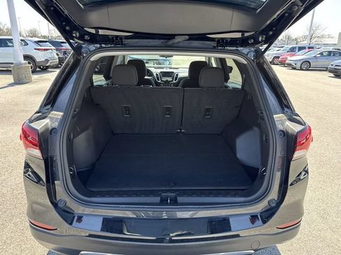 Used 2022 Chevrolet Equinox LT FWD image 24
