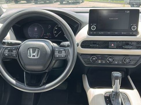 Used 2024 Honda HR-V LX image 23