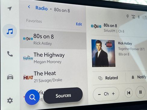 Certified 2025 Toyota Tacoma TRD Off-Road image 22