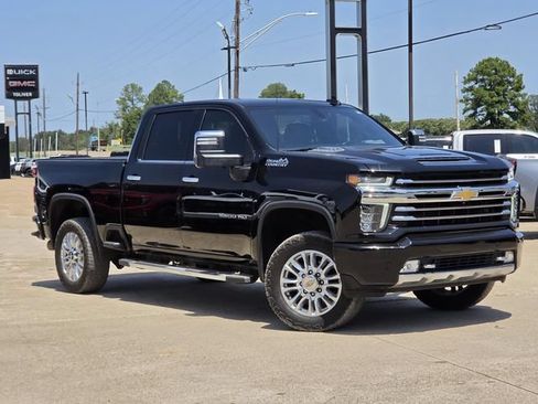 Used 2022 Chevrolet Silverado 2500 High Country w/ Z71 Off-Road Package AWD/4WD image 2