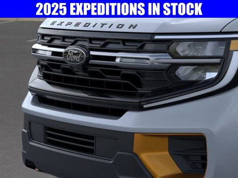 New 2025 Ford Expedition Tremor image 17