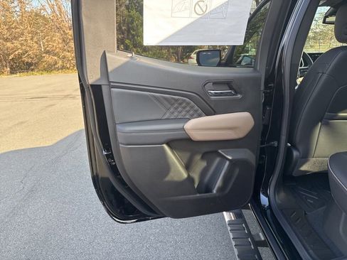 New 2026 GMC Canyon Denali image 47