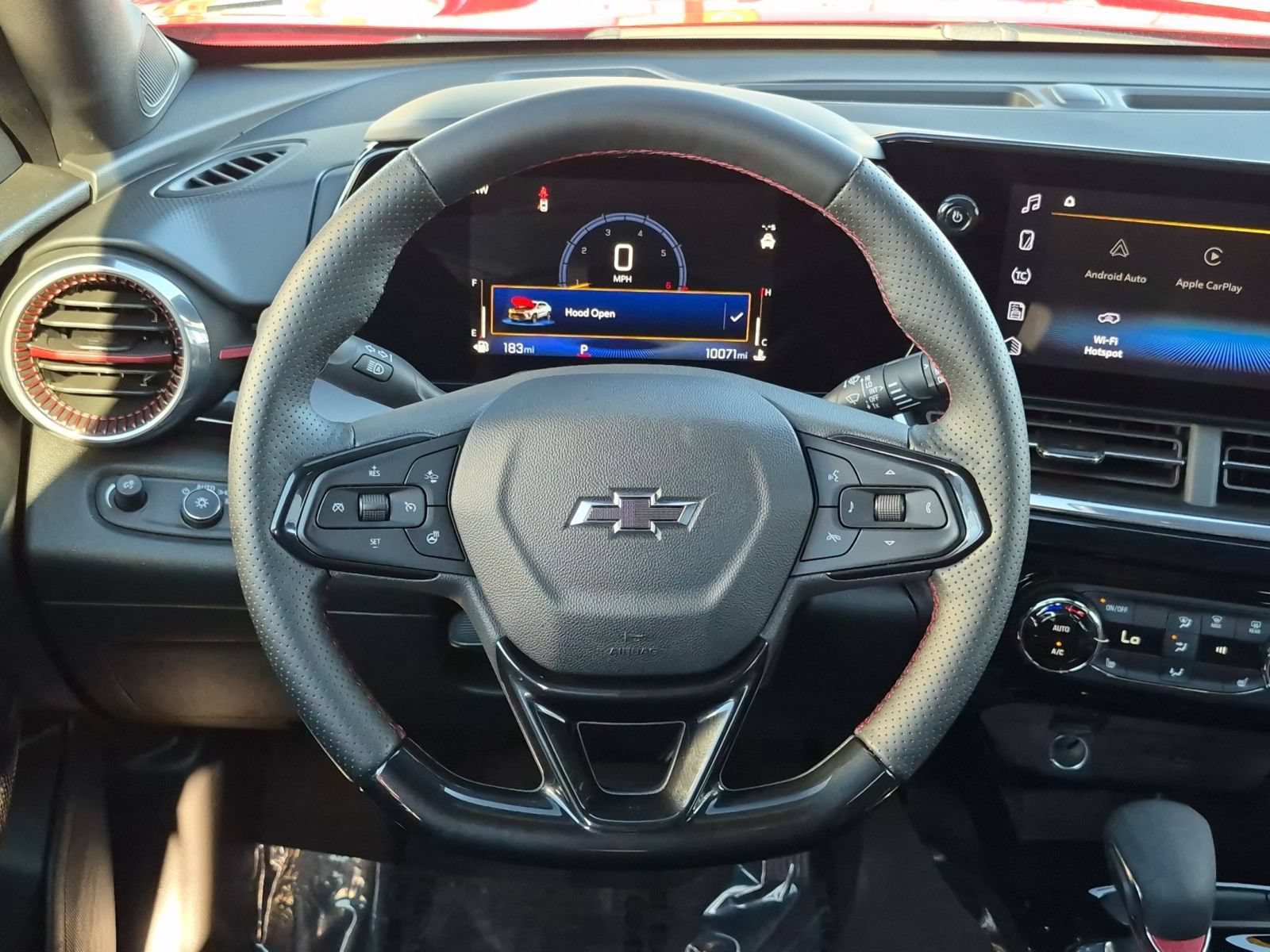Used 2026 Chevrolet Trax RS w/ Driver Confidence Package FWD image 13