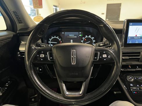 Used 2020 Lincoln Corsair AWD w/ Premium Package image 11