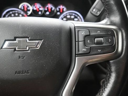 Used 2021 Chevrolet Silverado 1500 LT Trail Boss AWD/4WD image 28