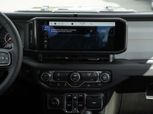New 2026 Jeep Gladiator Sport AWD/4WD image 28