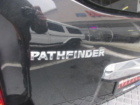 Used 2012 Nissan Pathfinder Silver w/ DVD Entertainment Pkg image 5