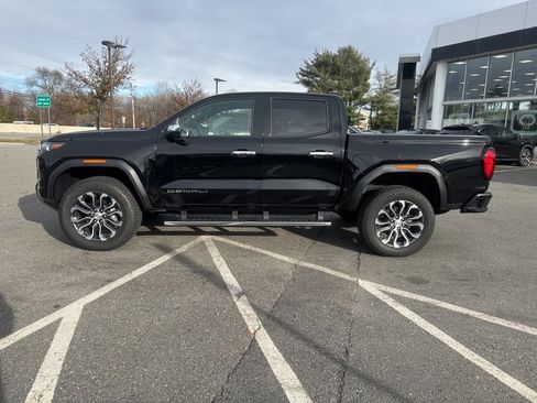New 2025 GMC Canyon Denali image 2