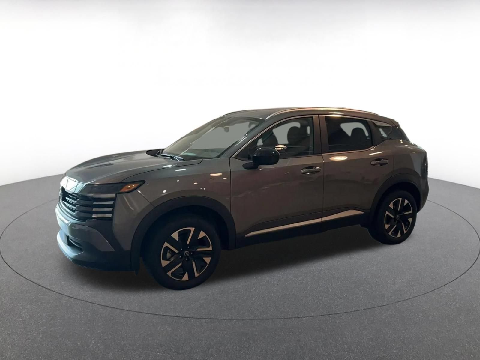 Used 2026 Nissan Kicks SV w/ Cold Weather Package AWD/4WD image 7