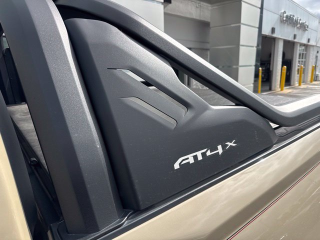 Used 2023 GMC Canyon AT4X AWD/4WD image 6