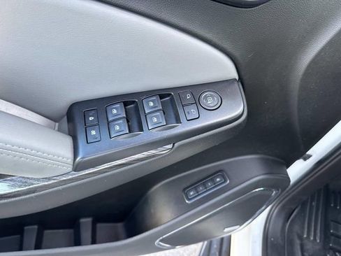 Used 2019 Chevrolet Tahoe LT image 15