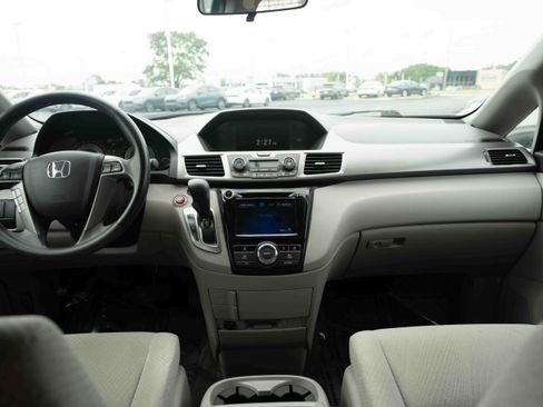 Used 2015 Honda Odyssey EX image 20