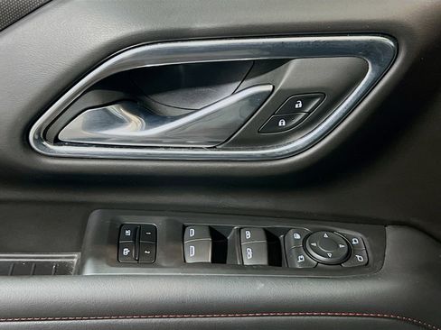 Used 2023 Chevrolet Suburban RST w/ Luxury Package image 13