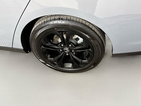 Used 2025 Honda Accord SE image 25