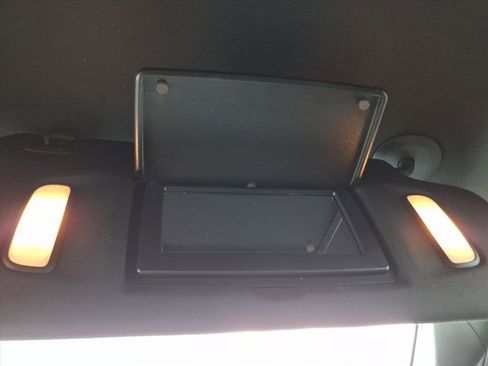 Used 2023 Chevrolet Colorado LT w/ LT Convenience Package II image 31