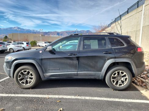 Used 2020 Jeep Cherokee Trailhawk w/ Cold Weather Group image 3