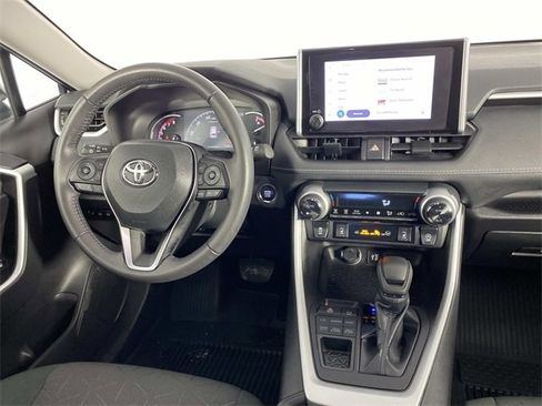 Used 2024 Toyota RAV4 XLE image 14