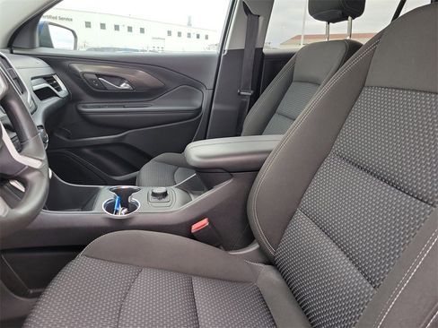 Used 2022 GMC Terrain SLE image 18