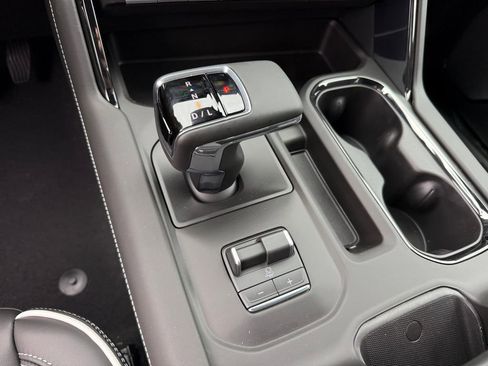 New 2026 GMC Sierra 1500 AT4X image 32