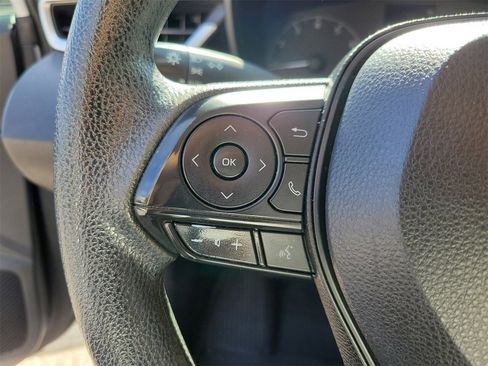 Used 2023 Toyota Corolla LE image 19