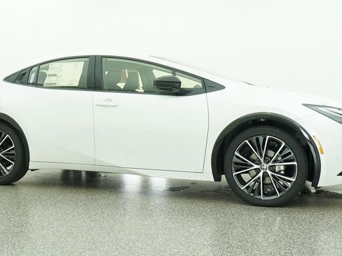 New 2026 Toyota Prius XLE FWD image 11