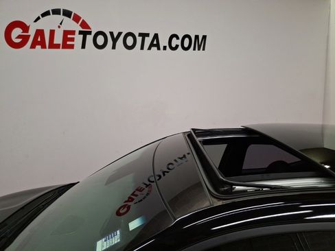 Used 2019 Hyundai Veloster Turbo image 6
