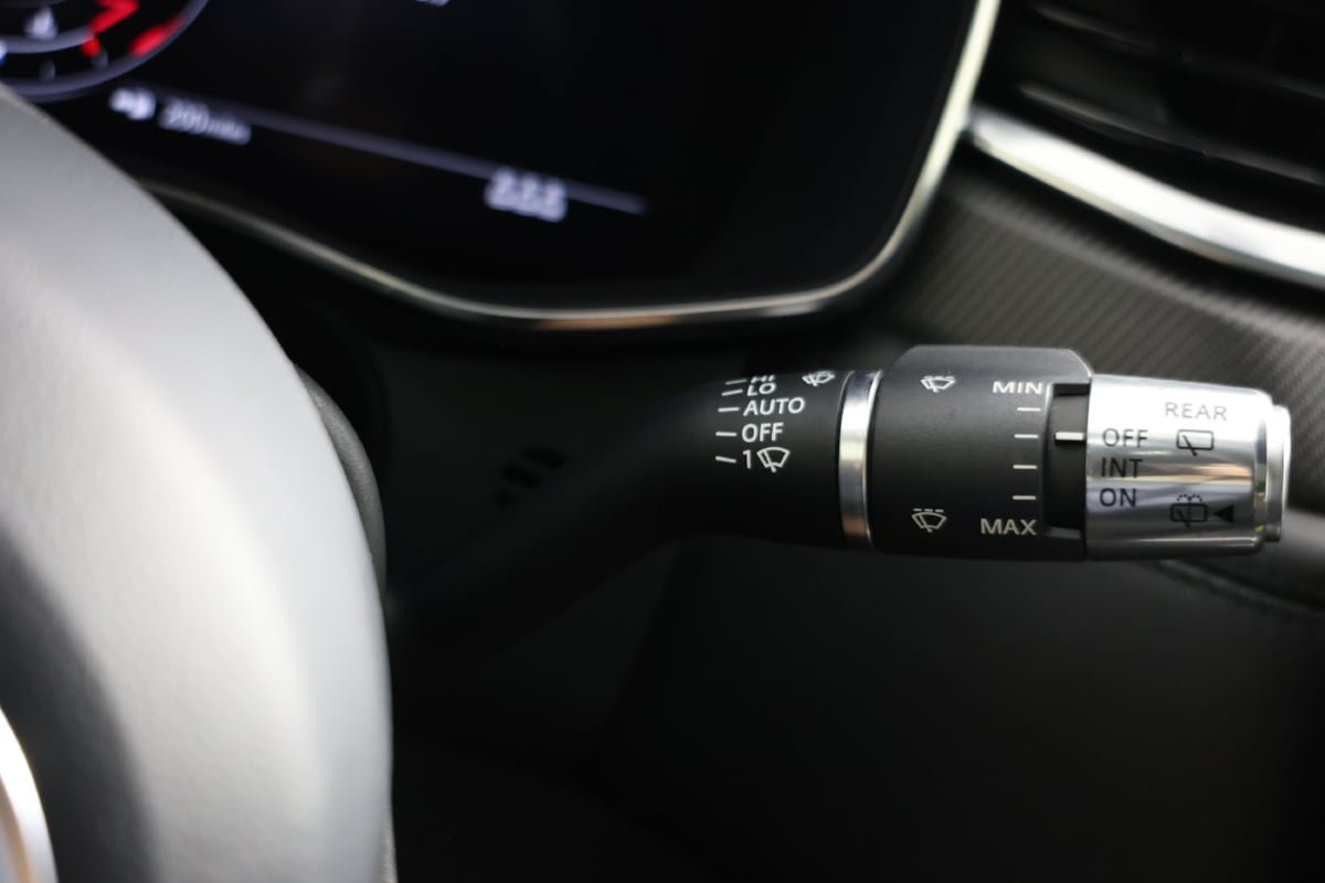 Used 2021 Jaguar F-PACE SVR AWD/4WD image 28