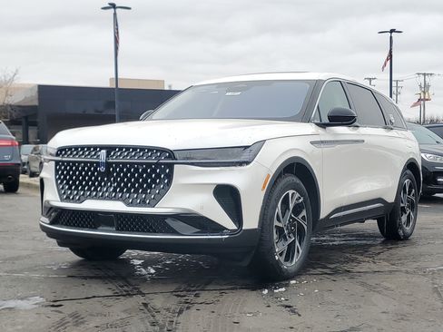 New 2026 Lincoln Nautilus Premier w/ Equipment Group 102A image 2