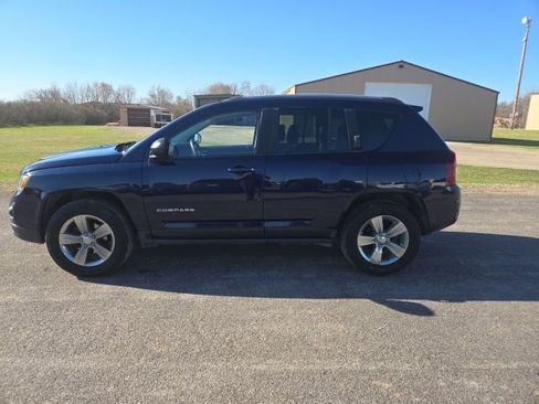 Used 2016 Jeep Compass Sport w/ Power Value Group AWD/4WD image 3