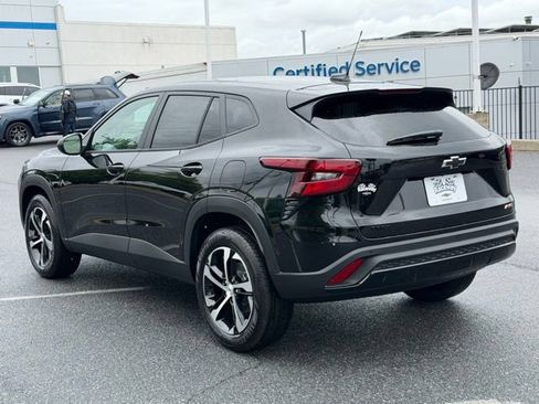 New 2026 Chevrolet Trax RS FWD image 10