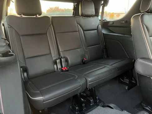 Used 2022 Chevrolet Tahoe Premier AWD/4WD image 21
