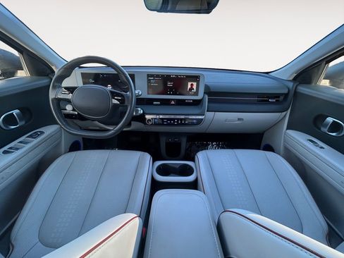 Used 2023 Hyundai Ioniq 5 SEL image 13