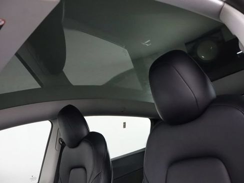 Used 2023 Tesla Model Y Performance AWD/4WD image 15