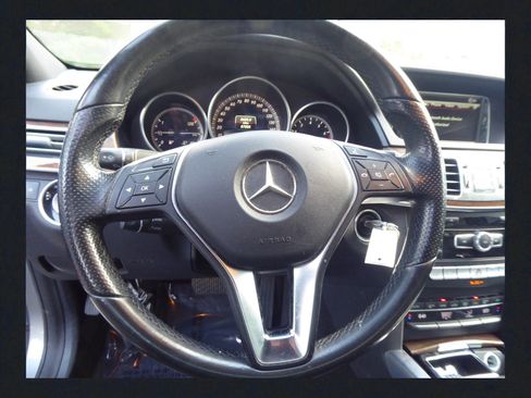 Used 2015 Mercedes-Benz E 350 4MATIC Sedan image 12