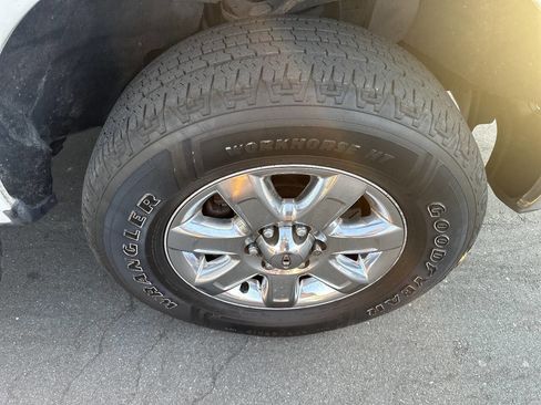 Used 2014 Ford F150 XLT w/ XTR Package image 14