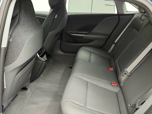 Used 2025 Lucid Air Touring AWD/4WD image 22