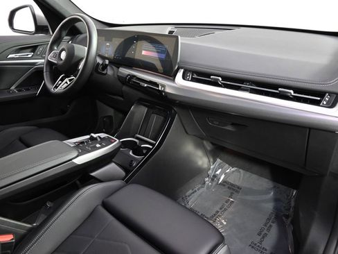 Used 2025 BMW X1 xDrive28i image 15
