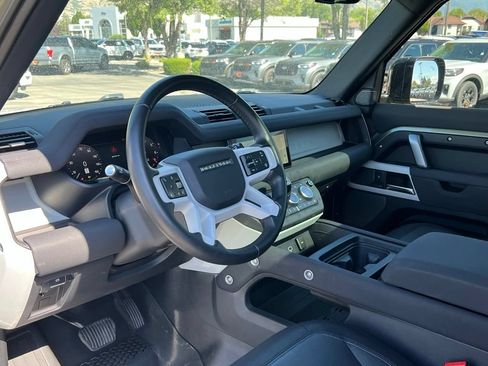 Used 2023 Land Rover Defender 90 X-Dynamic SE AWD/4WD image 21