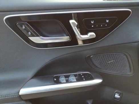 Used 2025 Mercedes-Benz C 300 C 300 image 13