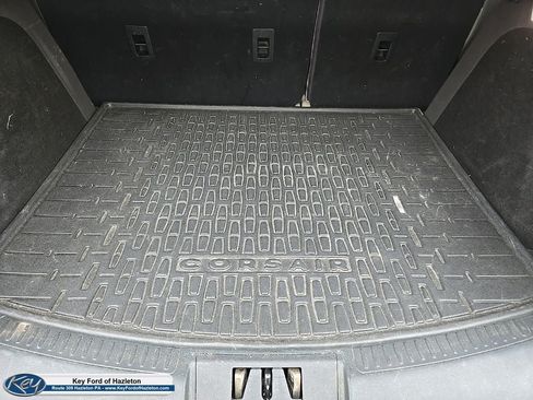 Used 2021 Lincoln Corsair AWD w/ Premium Package image 11