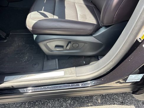 New 2026 Ford Explorer Platinum RWD image 18