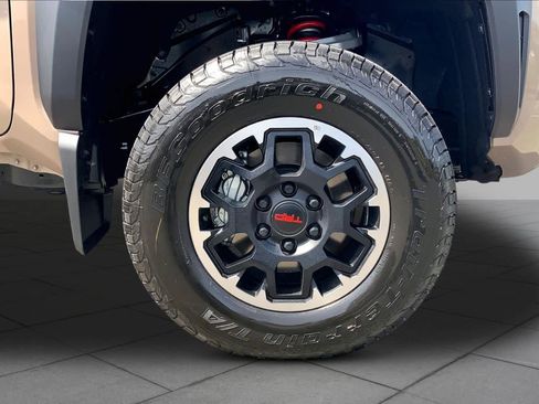 New 2026 Toyota Tacoma TRD Off-Road AWD/4WD image 11