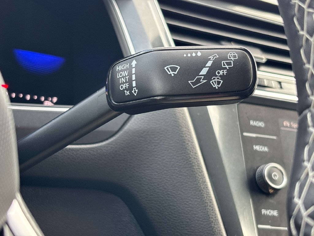 Certified 2023 Volkswagen Tiguan SE AWD/4WD image 30