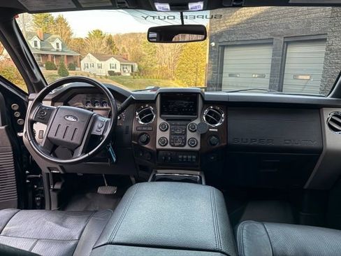 Used 2016 Ford F250 Lariat w/ Chrome Package image 19